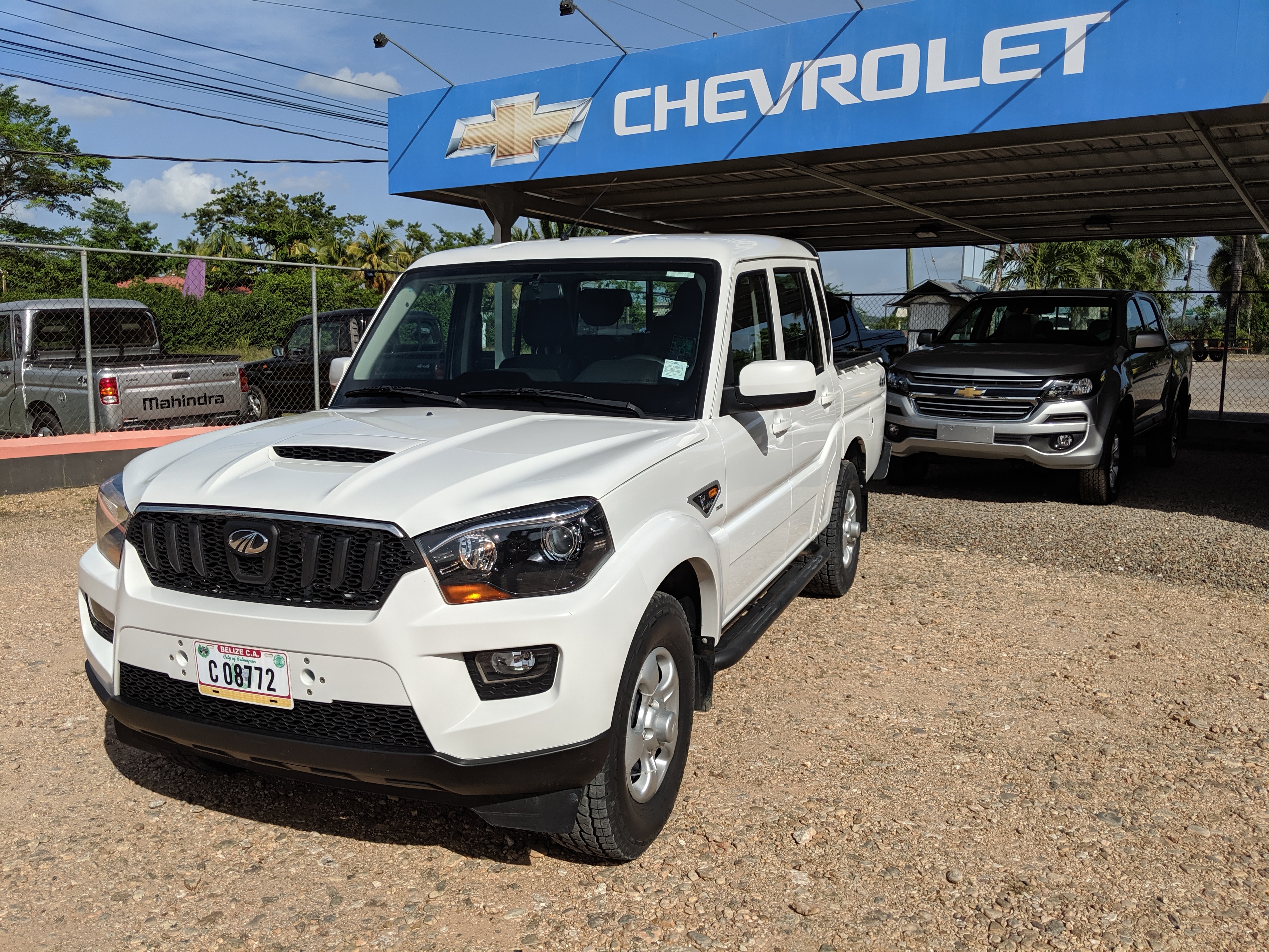 2018 Mahindra Pik Up S6 White | Motor Solutions LTD